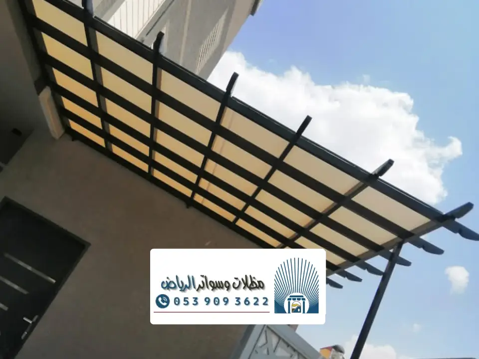 تصميم مظلة سيارة خشبية بالرياض